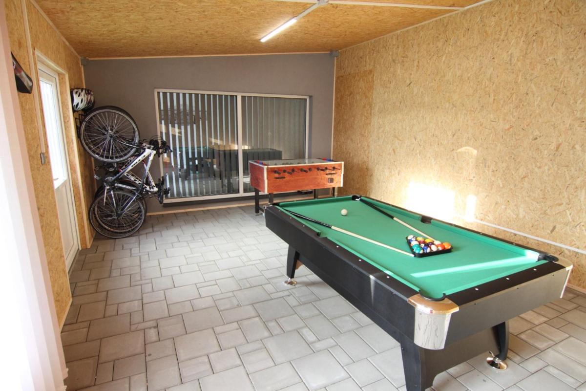 Apartmanovy Dom Stela Bešeňová Buitenkant foto